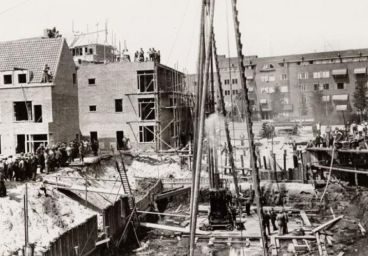 bouw van de Wolkenkrabber in de zomer van 1930 - onbekende fotograaf